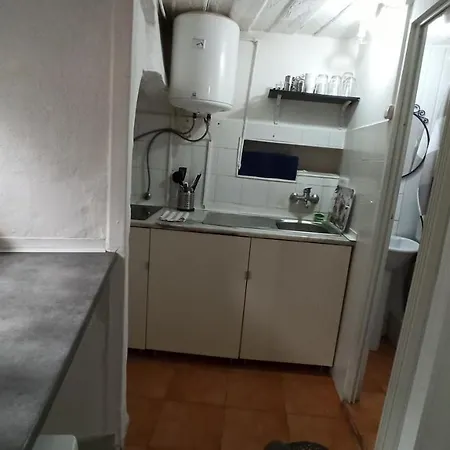 Apartment Martim Moniz Low Cost